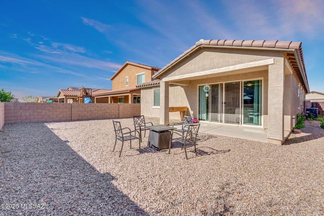 6556 E Via Arroyo Azul, Tucson, AZ 85756
