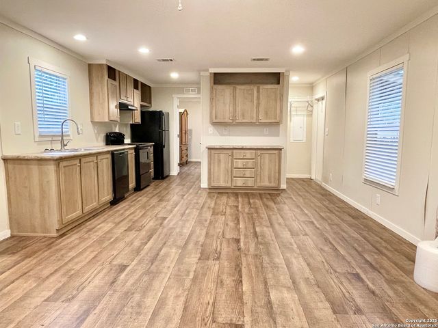 7970 1st, Somerset, TX 78069