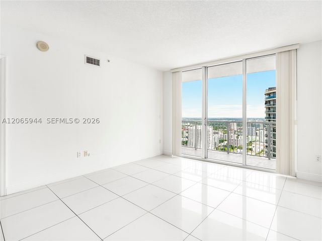 1750 N Bayshore Dr PH-5309, Miami, FL 33132