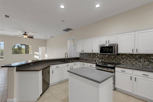 11011 HYACINTH PLACE, Lakewood Ranch, FL 34202