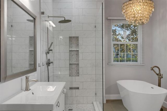 11011 HYACINTH PLACE, Lakewood Ranch, FL 34202