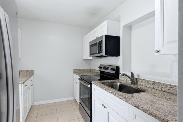4620 VIOLET AVENUE, Sarasota, FL 34233