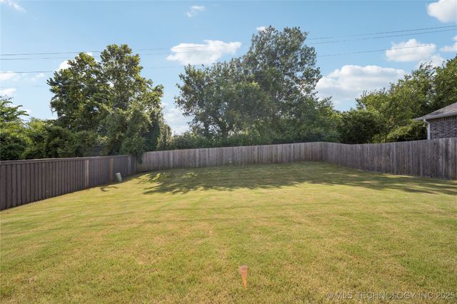 3618 S 12th Place, Broken Arrow, OK 74011