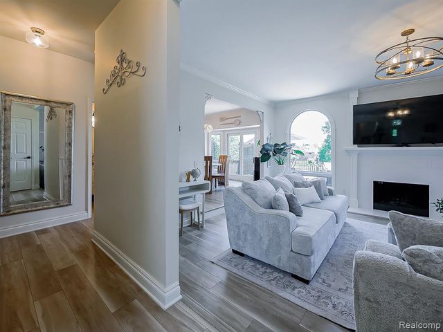 13340 Andover Drive, Plymouth, MI 48170