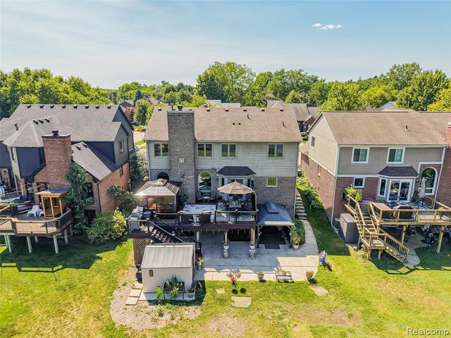 13340 Andover Drive, Plymouth, MI 48170