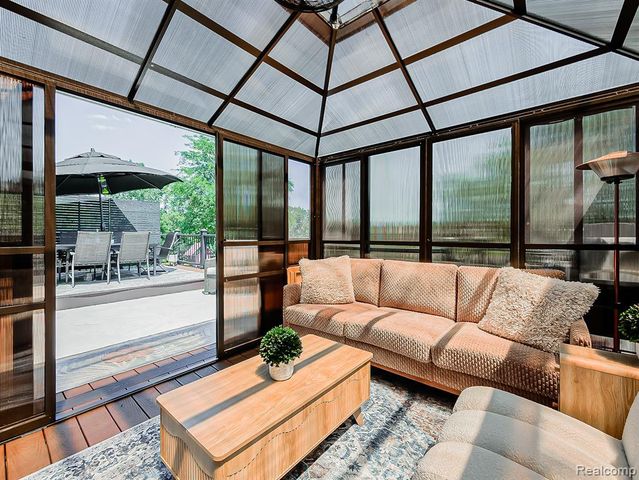 13340 Andover Drive, Plymouth, MI 48170