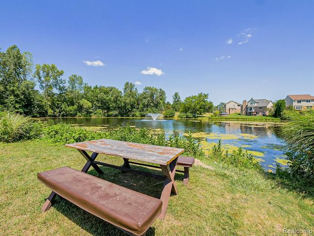 13340 Andover Drive, Plymouth, MI 48170