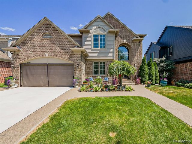 13340 Andover Drive, Plymouth, MI 48170