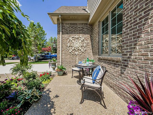 13340 Andover Drive, Plymouth, MI 48170