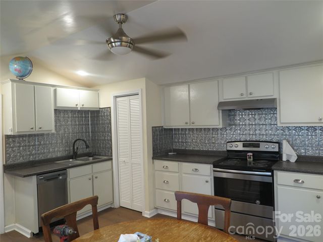 2844 Morris Lane, Denver, NC 28037