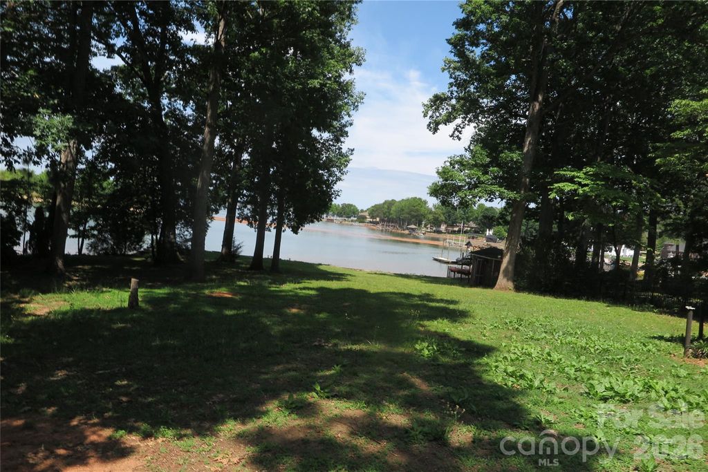 2844 Morris Lane, Denver, NC 28037