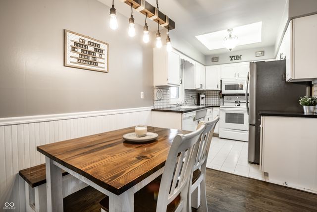 129 W Hickory Drive, Greenfield, IN 46140