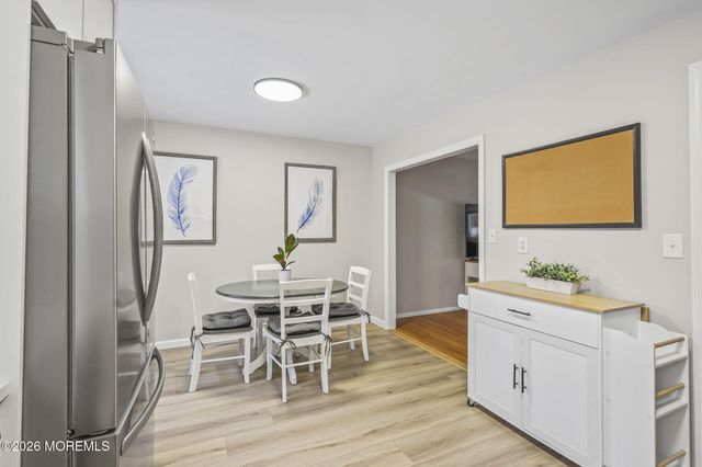 520 East Road, Belford, NJ 07718