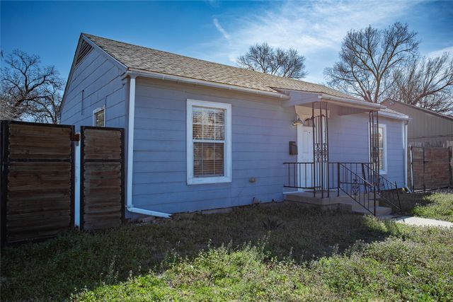 2120 N Riverside Drive, Fort Worth, TX 76111