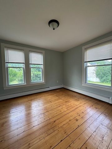 363 Concord Rd 1, Billerica, MA 01821