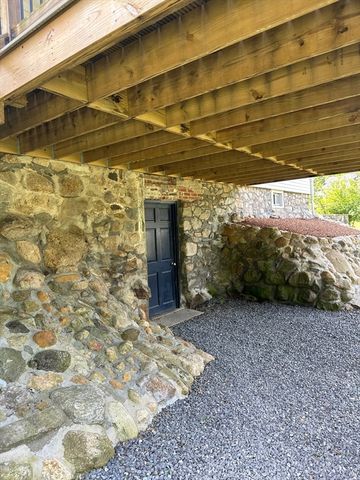 363 Concord Rd 1, Billerica, MA 01821