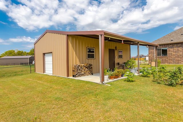 2069 Meadowbrook Lane, Josephine, TX 75173