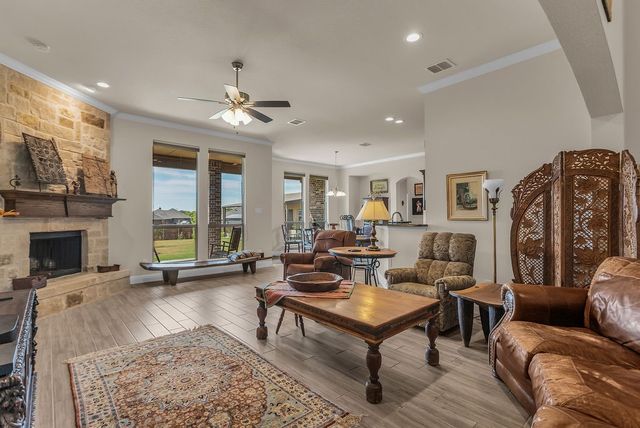 2069 Meadowbrook Lane, Josephine, TX 75173