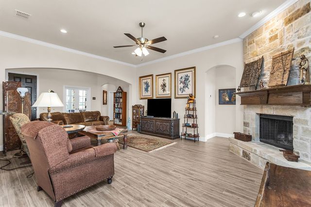 2069 Meadowbrook Lane, Josephine, TX 75173