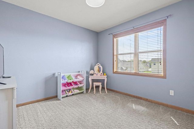 268 FORT DRIVE, Neenah, WI 54956