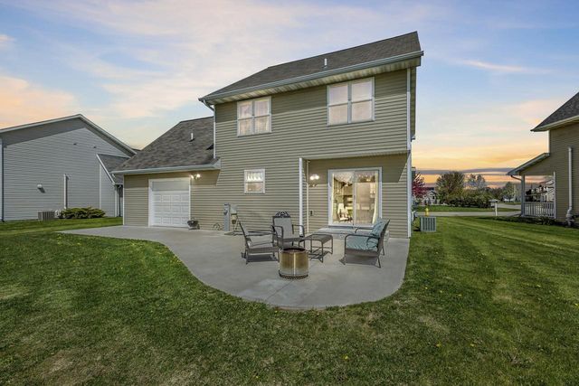 268 FORT DRIVE, Neenah, WI 54956