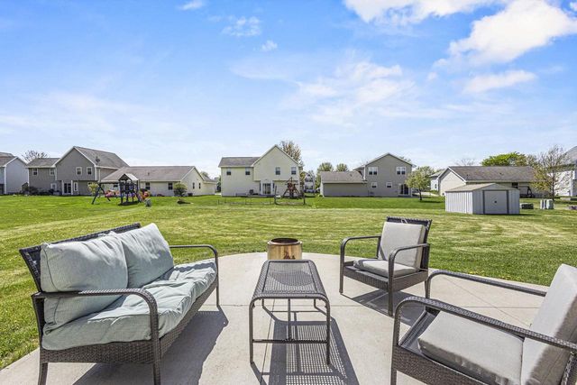 268 FORT DRIVE, Neenah, WI 54956
