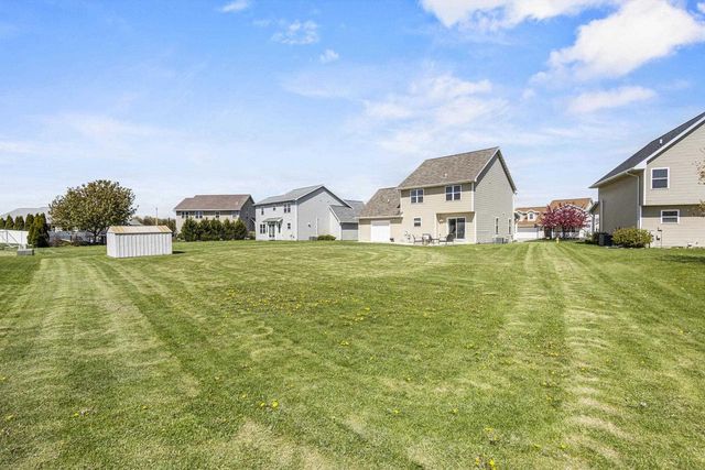 268 FORT DRIVE, Neenah, WI 54956