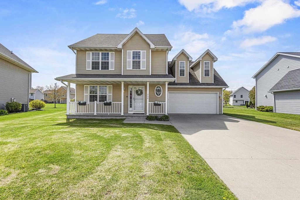 268 FORT DRIVE, Neenah, WI 54956