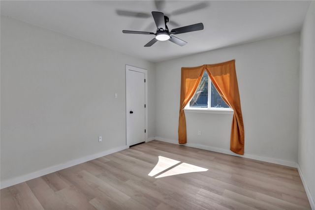 524 NW Ann Lois Lane, Burleson, TX 76028