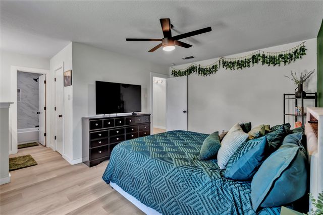 524 NW Ann Lois Lane, Burleson, TX 76028