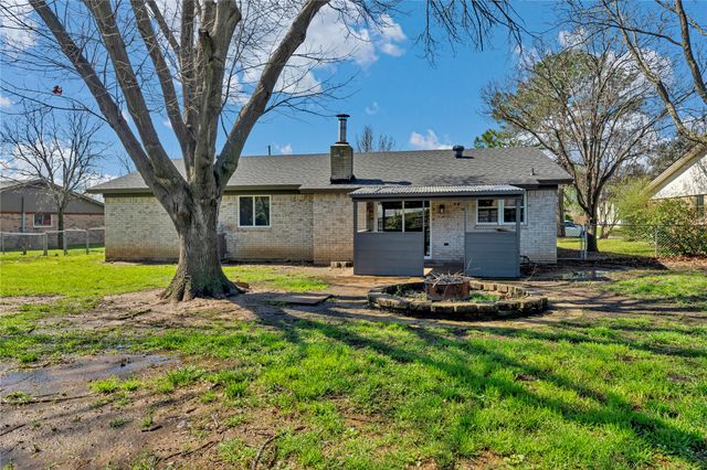 524 NW Ann Lois Lane, Burleson, TX 76028