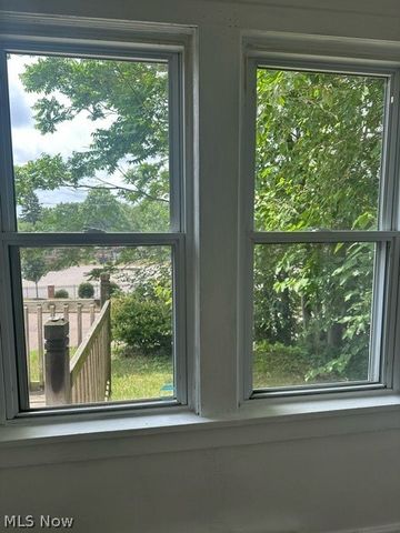 161 Fernwood Avenue, Barberton, OH 44203