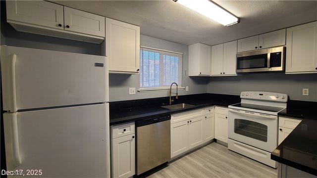 4743 SAND CREEK Avenue A, Las Vegas, NV 89103