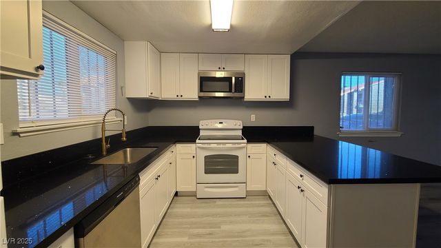 4743 SAND CREEK Avenue A, Las Vegas, NV 89103