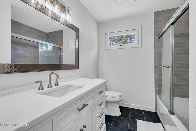 295 Jerome Avenue, Oakhurst, NJ 07755