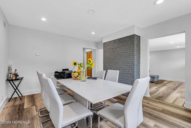 295 Jerome Avenue, Oakhurst, NJ 07755