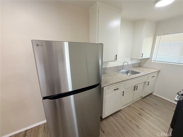 316 N San Gabriel Avenue D, Azusa, CA 91702