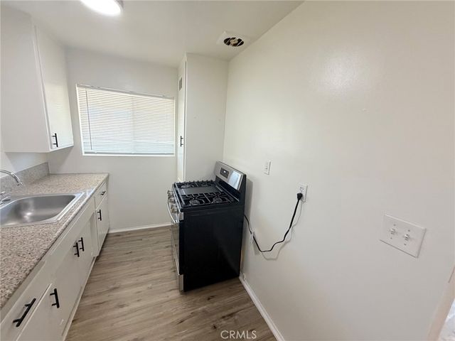 316 N San Gabriel Avenue D, Azusa, CA 91702