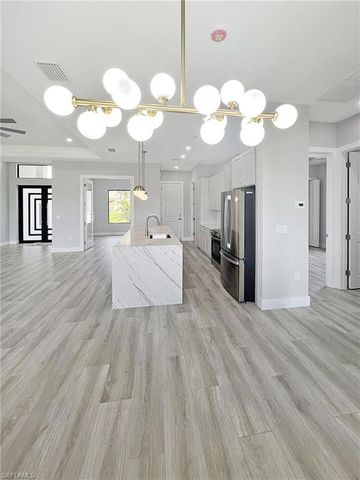 1031 Apple AVE, Lehigh Acres, FL 33971