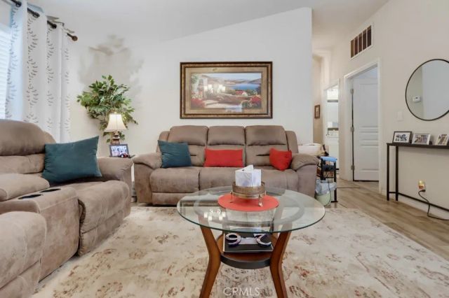 1245 W Cienega 26, San Dimas, CA 91773