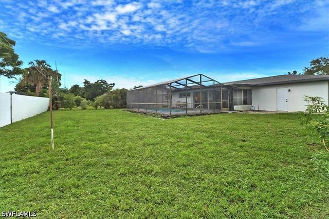 1510 SE 33rd ST, Cape Coral, FL 33904