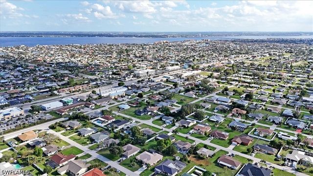 1510 SE 33rd ST, Cape Coral, FL 33904