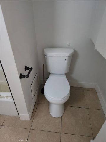 2844 Ardmore 4, South Gate, CA 90280