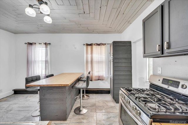 3342 11th Street, Wyandotte, MI 48192