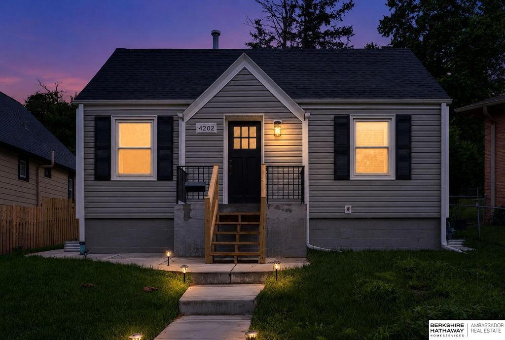 4202 Miller Street, Omaha, NE 68107