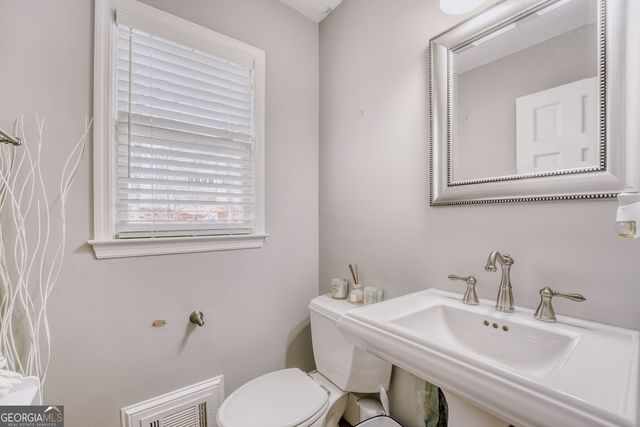 9005 Ridgestone Court, Roswell, GA 30076