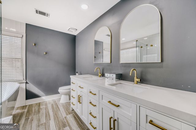 9005 Ridgestone Court, Roswell, GA 30076