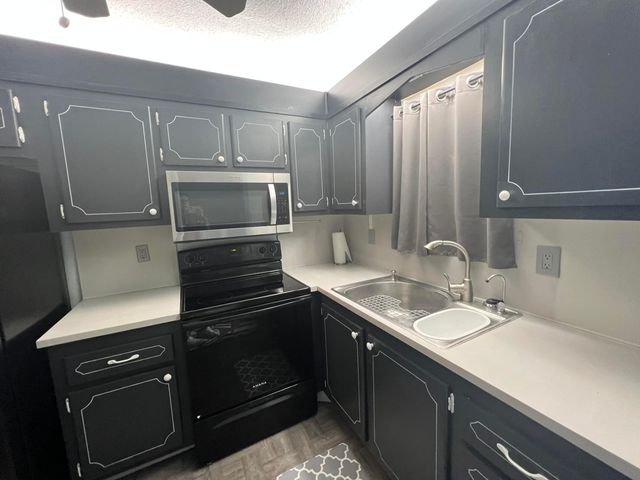 1551 N 12th Court 10b, Hollywood, FL 33019