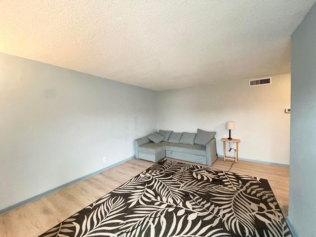 1551 N 12th Court 10b, Hollywood, FL 33019