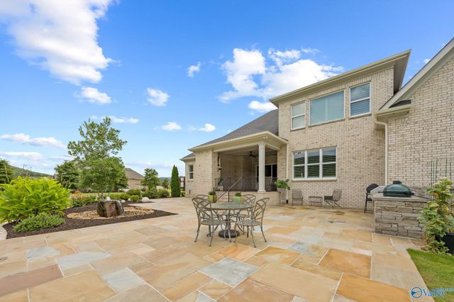 74 Mcmullen Lane, Gurley, AL 35748